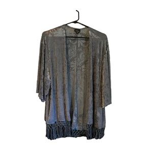 Torrid Smokey Blue Fringed Woman’s Plus size Wrap sz1/2 (14)